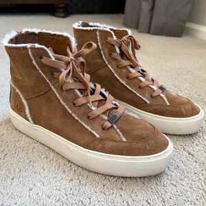 Ugg sneakers size 9